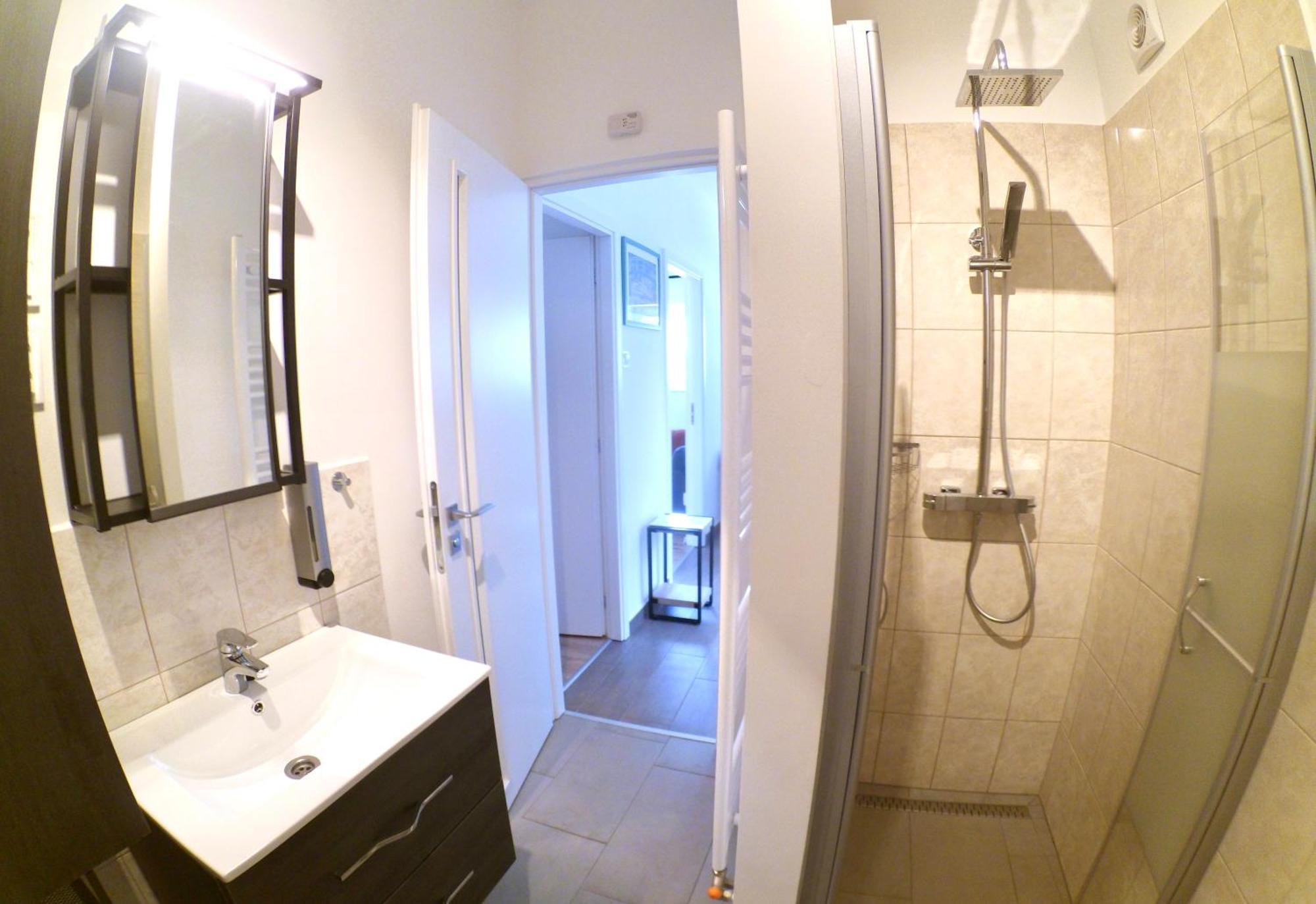Quiet, Green, Relaxing Place - 2 Bedroom Apartment Balatonfüred Exterior foto